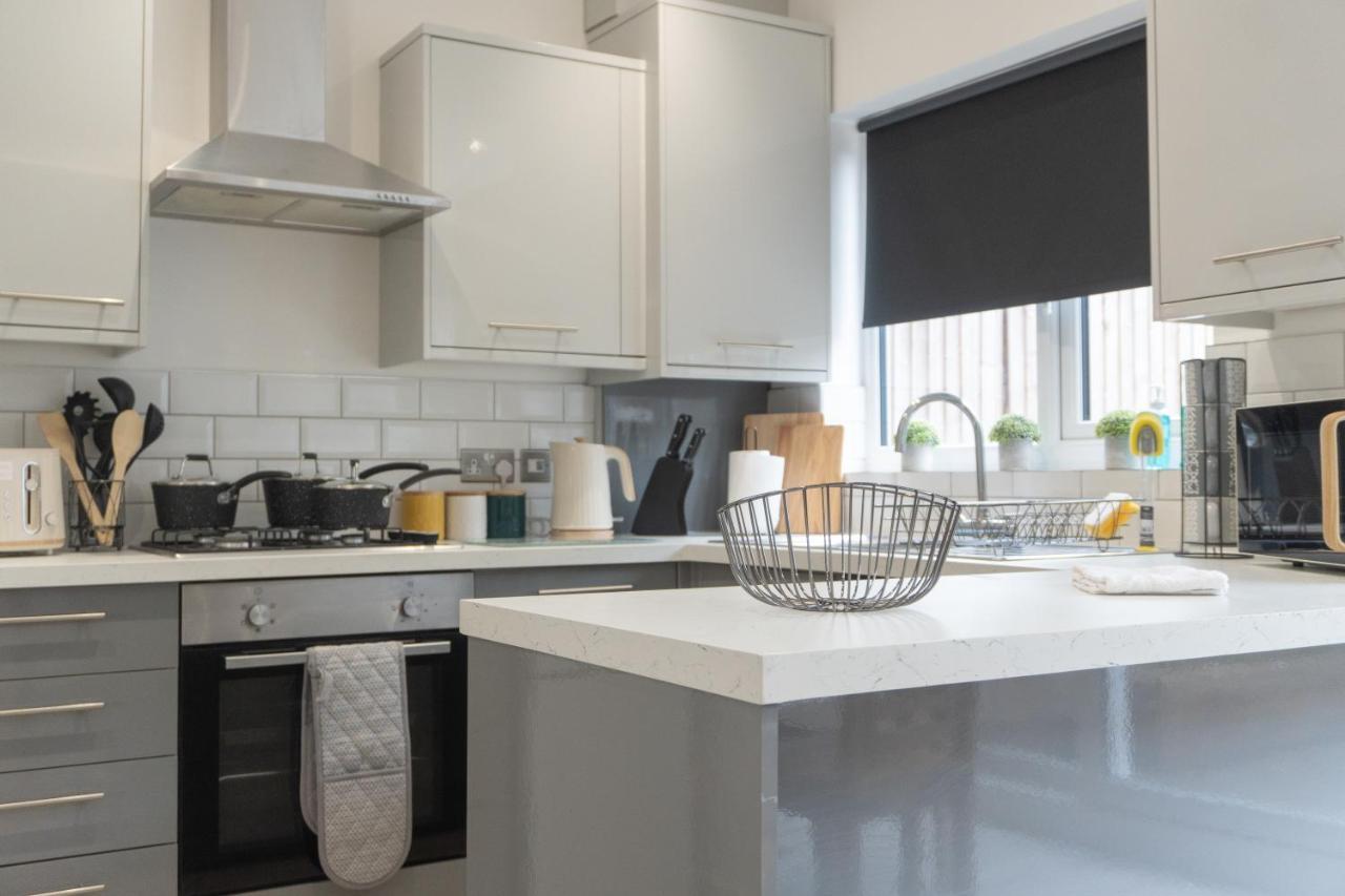 Sheldon House 3 Bed Cosy Home Nr Jlr & Nec エクステリア 写真