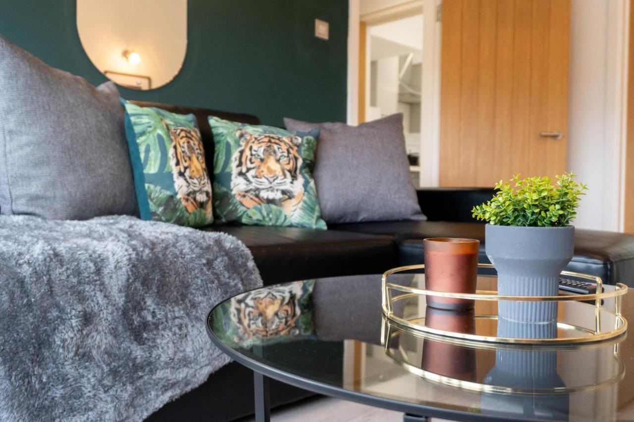 Sheldon House 3 Bed Cosy Home Nr Jlr & Nec エクステリア 写真
